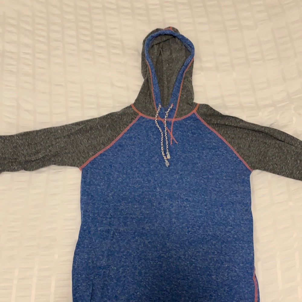 BKE light long sleeve t-shirt